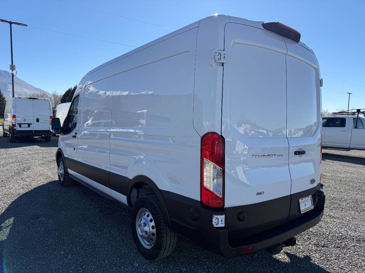Used 2025 Ford Transit 250 250 AWD 3dr LWB Medium Roof Ca image 5