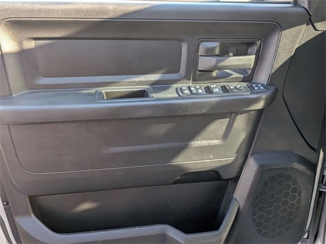 Used 2024 RAM 2500 Tradesman w/ Chrome Appearance Group image 12