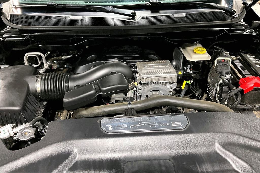 Used 2023 Jeep Wagoneer 4WD w/ Convenience Group I image 12