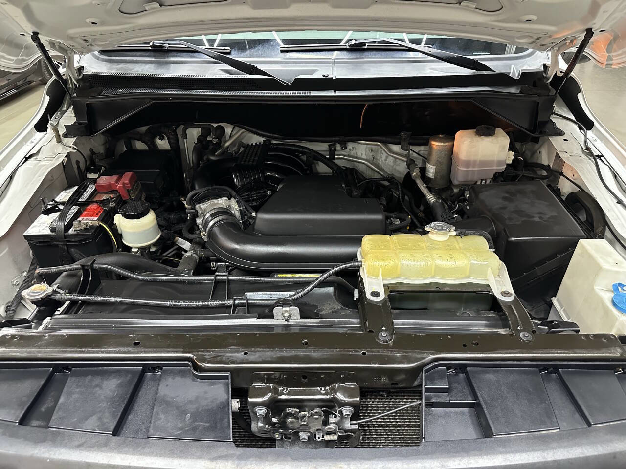 Used 2021 Nissan NV 1500 SV image 7