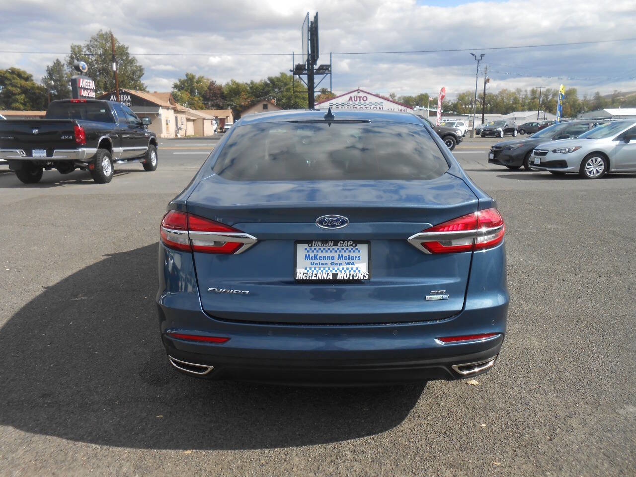 Used 2019 Ford Fusion SE image 8