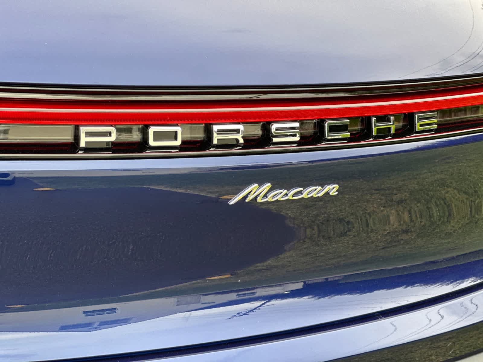 New 2026 Porsche Macan AWD/4WD image 32