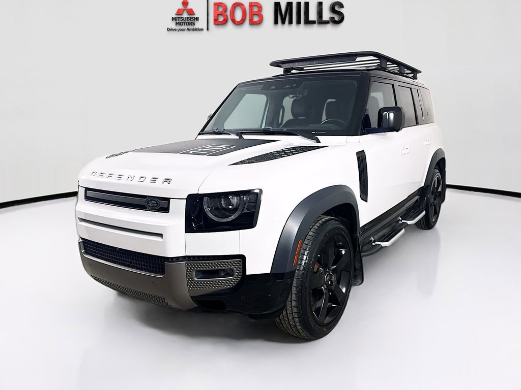 Used 2021 Land Rover Defender 110 X-Dynamic SE AWD/4WD image 3