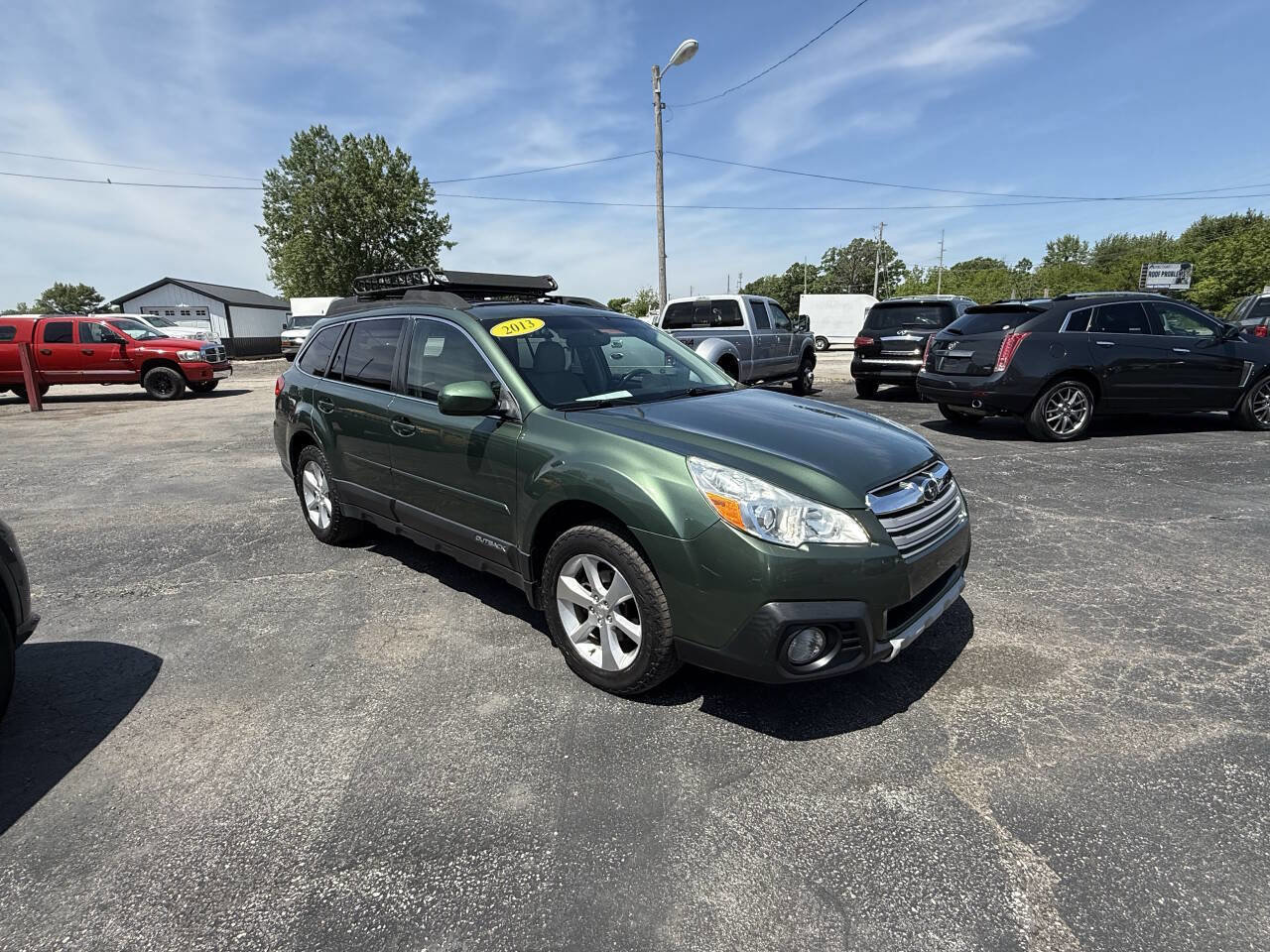 Used 2013 Subaru Outback 2.5i Limited w/ Moonroof Pkg AWD/4WD image 7