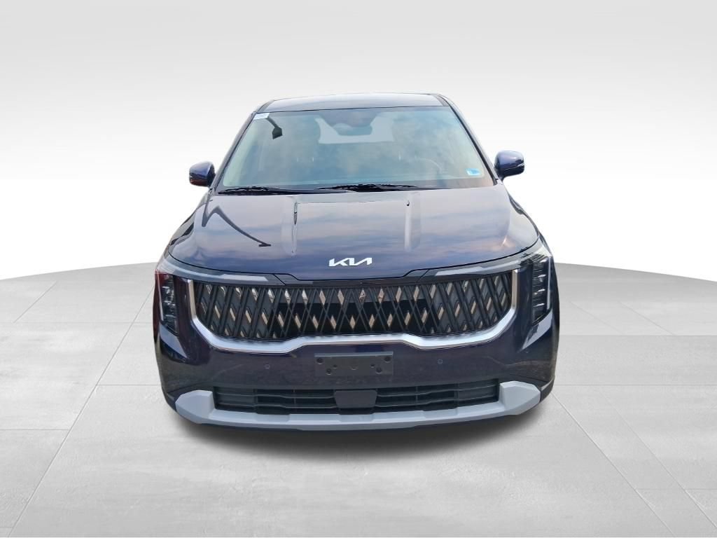 Certified 2026 Kia Carnival FWD image 2