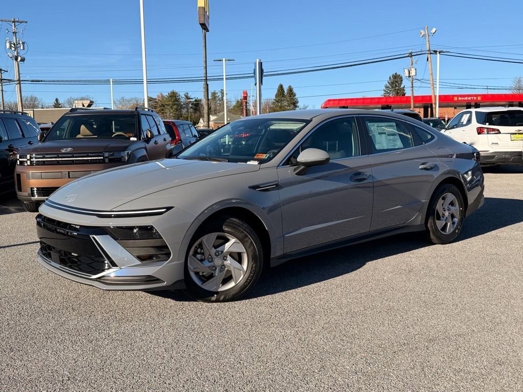 New 2026 Hyundai Sonata SE image 2