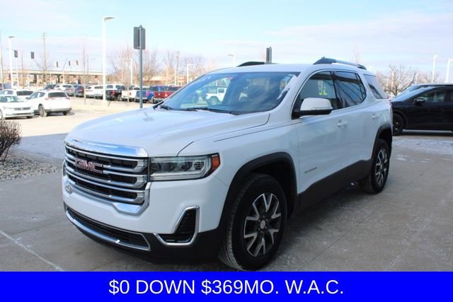 Used 2021 GMC Acadia SLE w/ Driver Convenience Package image 3