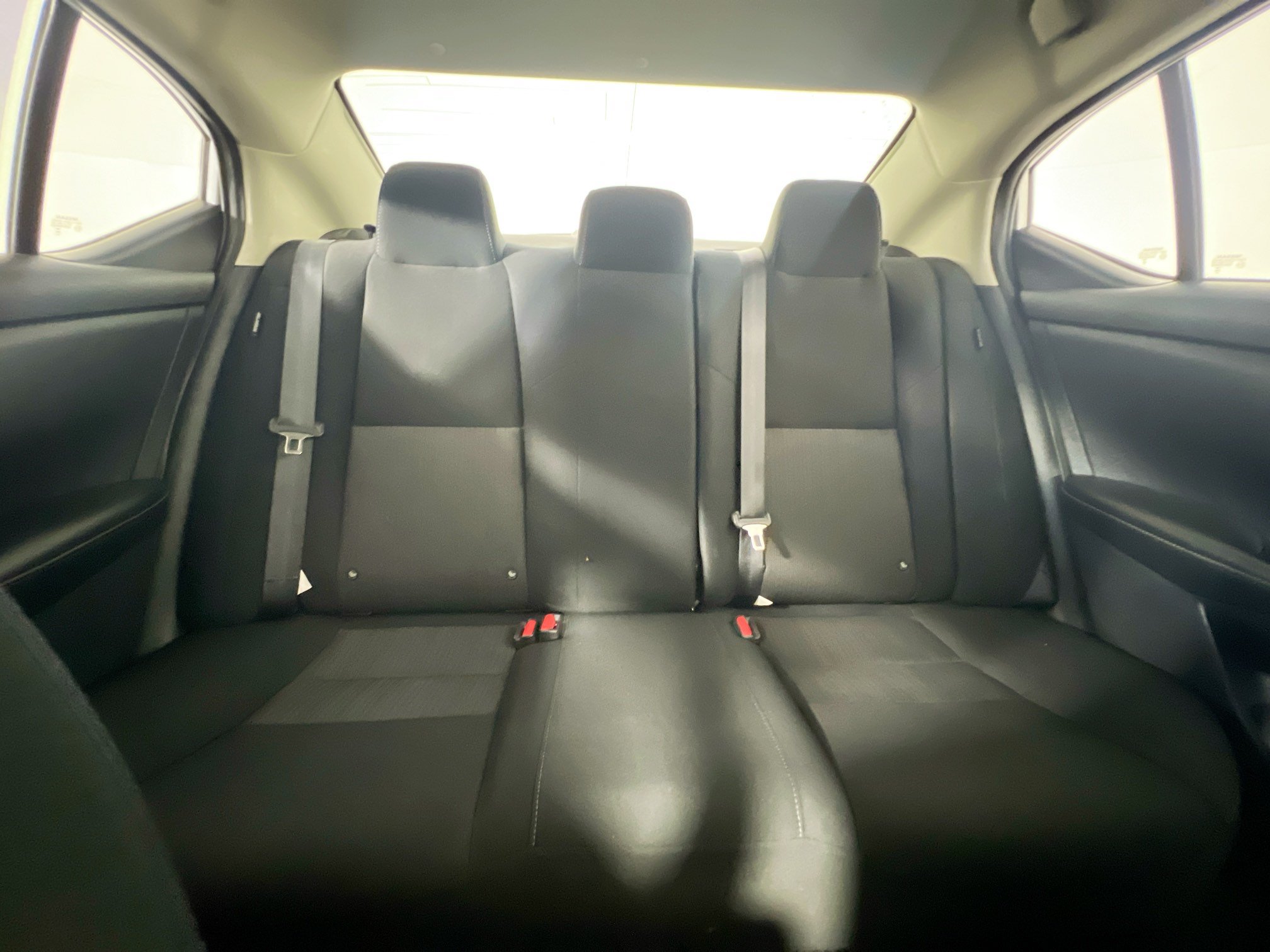 Used 2024 Nissan Sentra SV FWD image 32