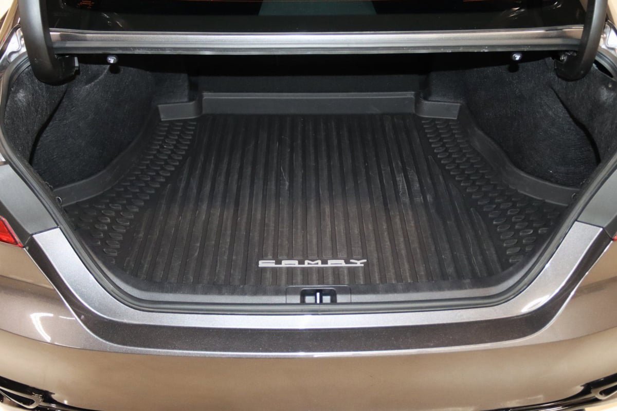 Used 2023 Toyota Camry LE image 62