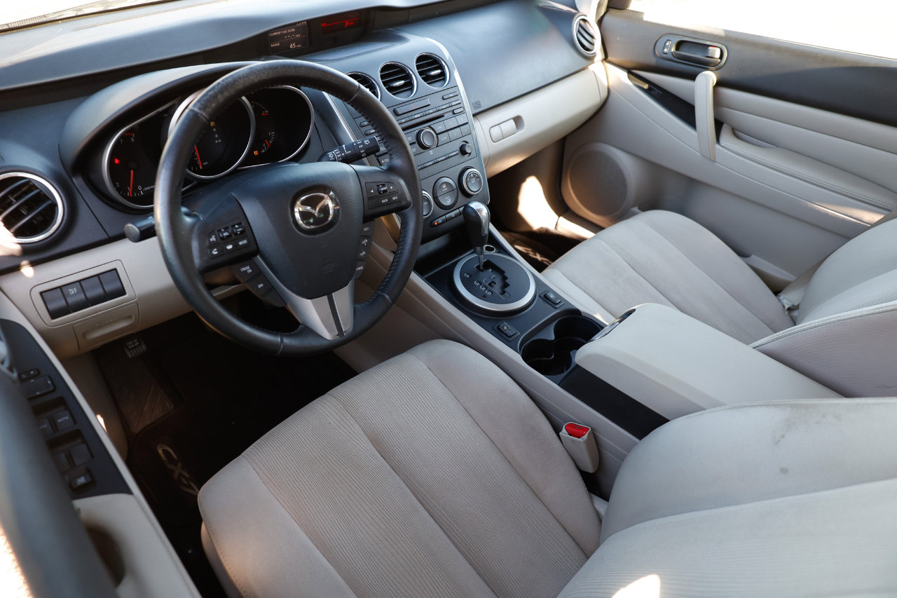 Used 2010 MAZDA CX-7 i Sport w/ Convenience Pkg image 4