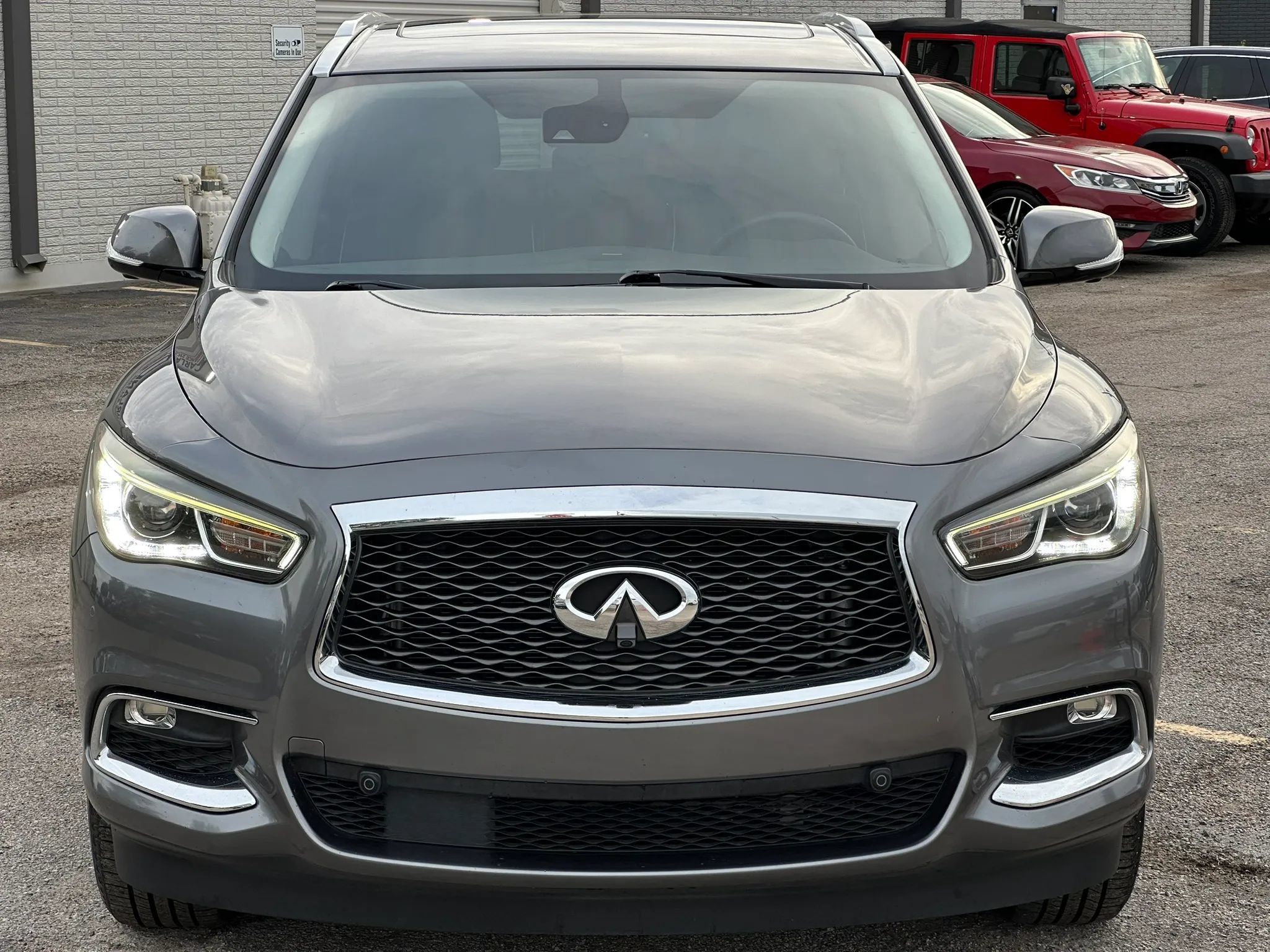 Used 2019 INFINITI QX60 Luxe w/ Essential Package AWD/4WD image 10