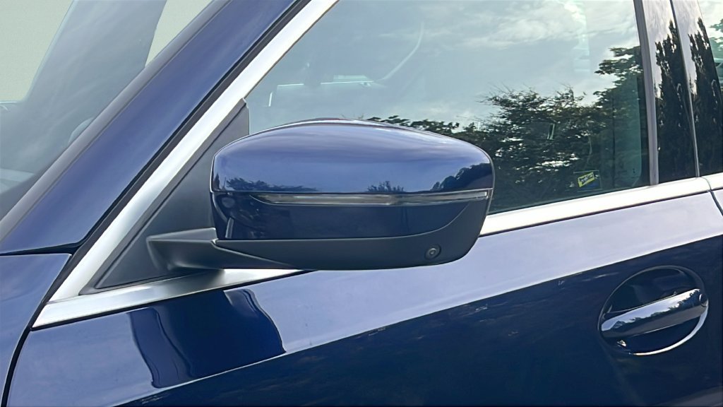 Certified 2026 BMW 330i Sedan w/ Premium Package RWD image 28