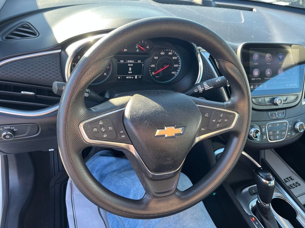 Used 2020 Chevrolet Malibu LT image 10