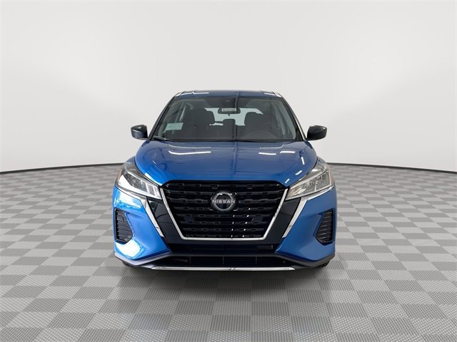 Certified 2025 Nissan Kicks Play S image 4