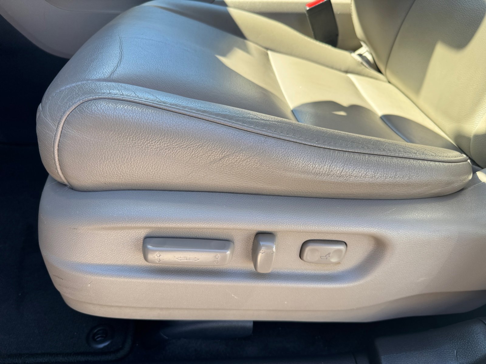 Used 2017 Honda Pilot Touring image 12