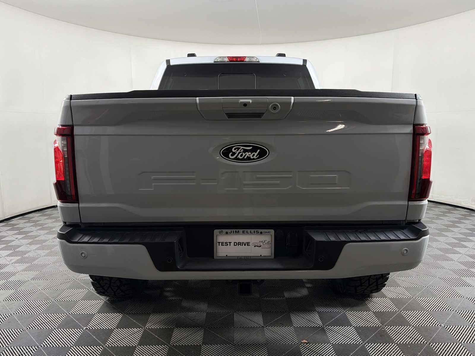 Used 2025 Ford F150 XLT w/ Equipment Group 302A MID AWD/4WD image 5