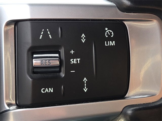 Used 2021 Land Rover Discovery HSE R-Dynamic image 29