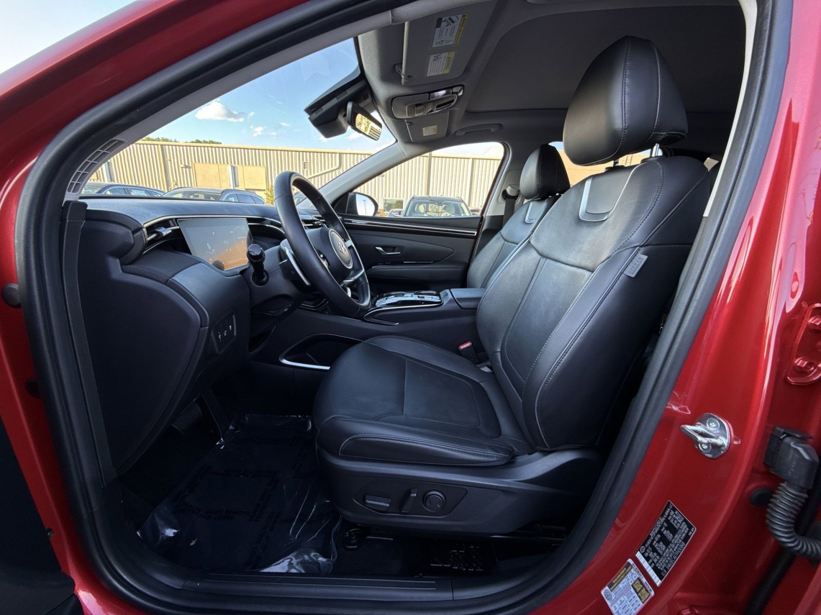 Certified 2023 Hyundai Tucson Limited AWD/4WD image 13