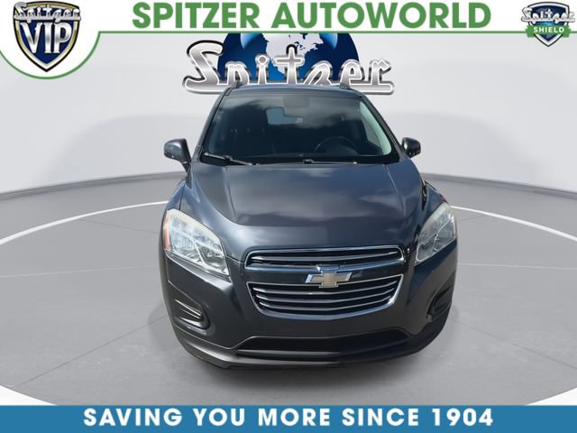 Used 2016 Chevrolet Trax LT w/ LT Convenience Package AWD/4WD image 3