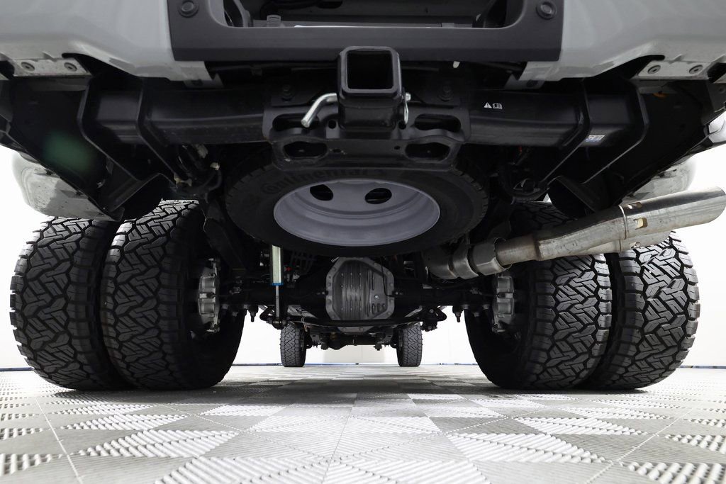 Used 2025 Ford F450 Platinum w/ Platinum Plus Package image 54