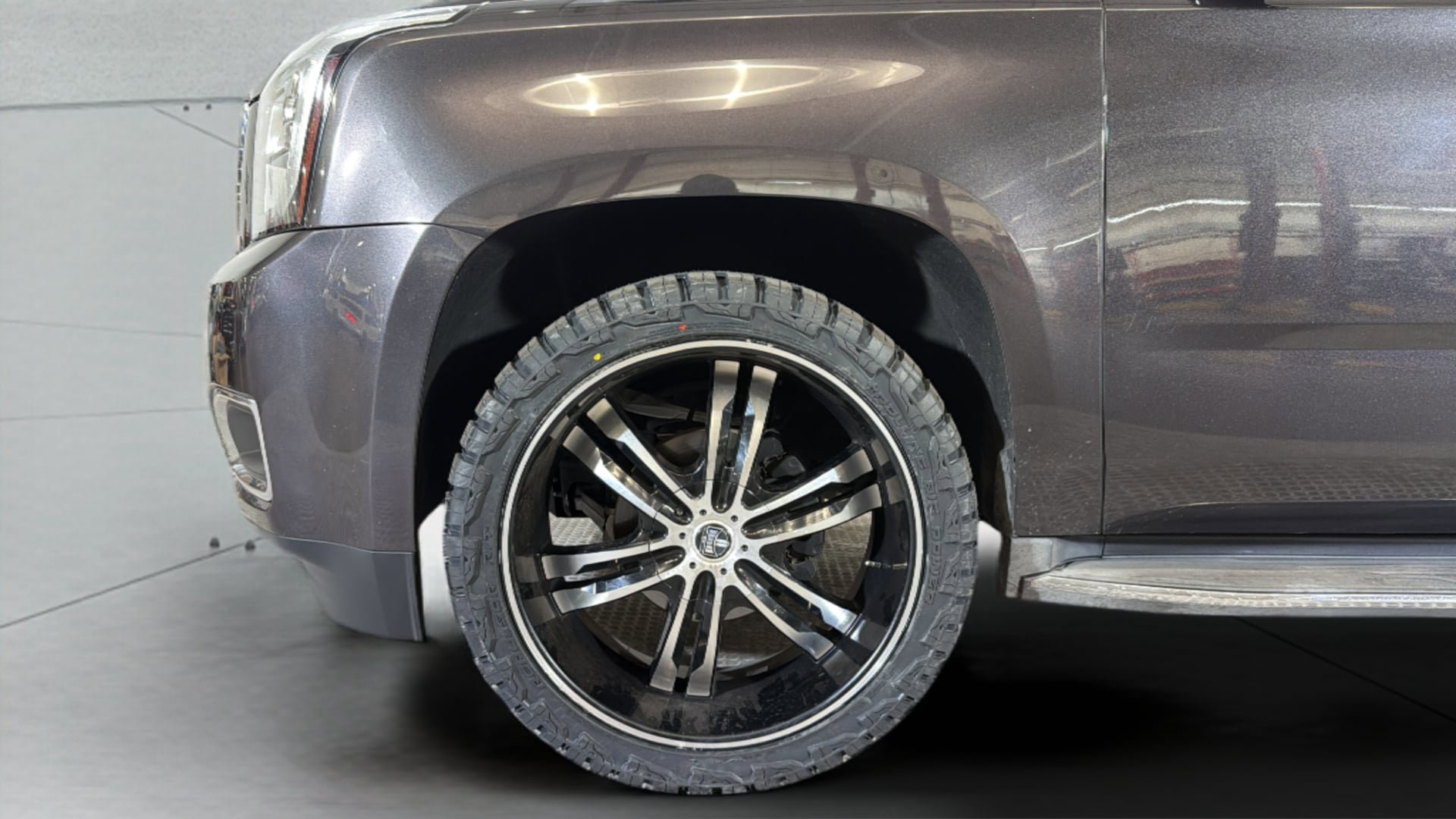 Used 2015 GMC Yukon SLT RWD image 36