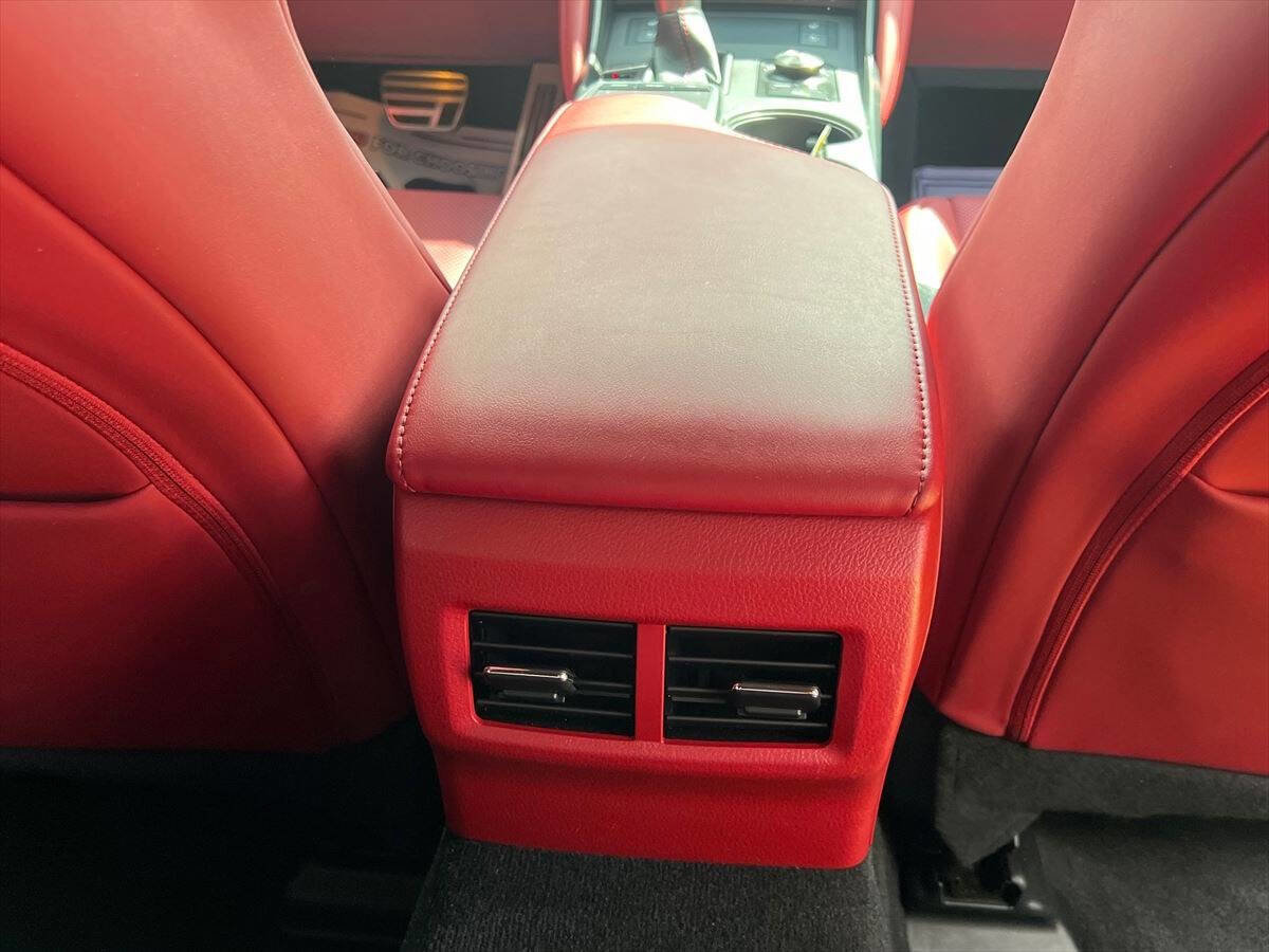Used 2022 Lexus IS 350 F Sport image 10