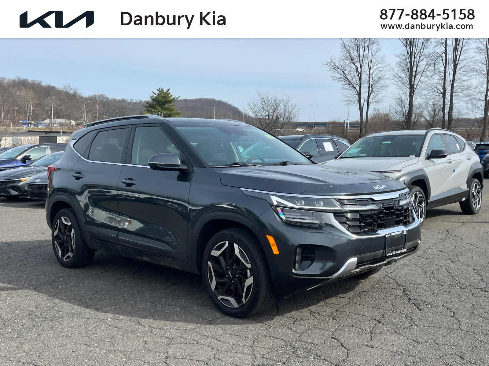 Used 2025 Kia Seltos SX w/ SX Sunroof Package image 1