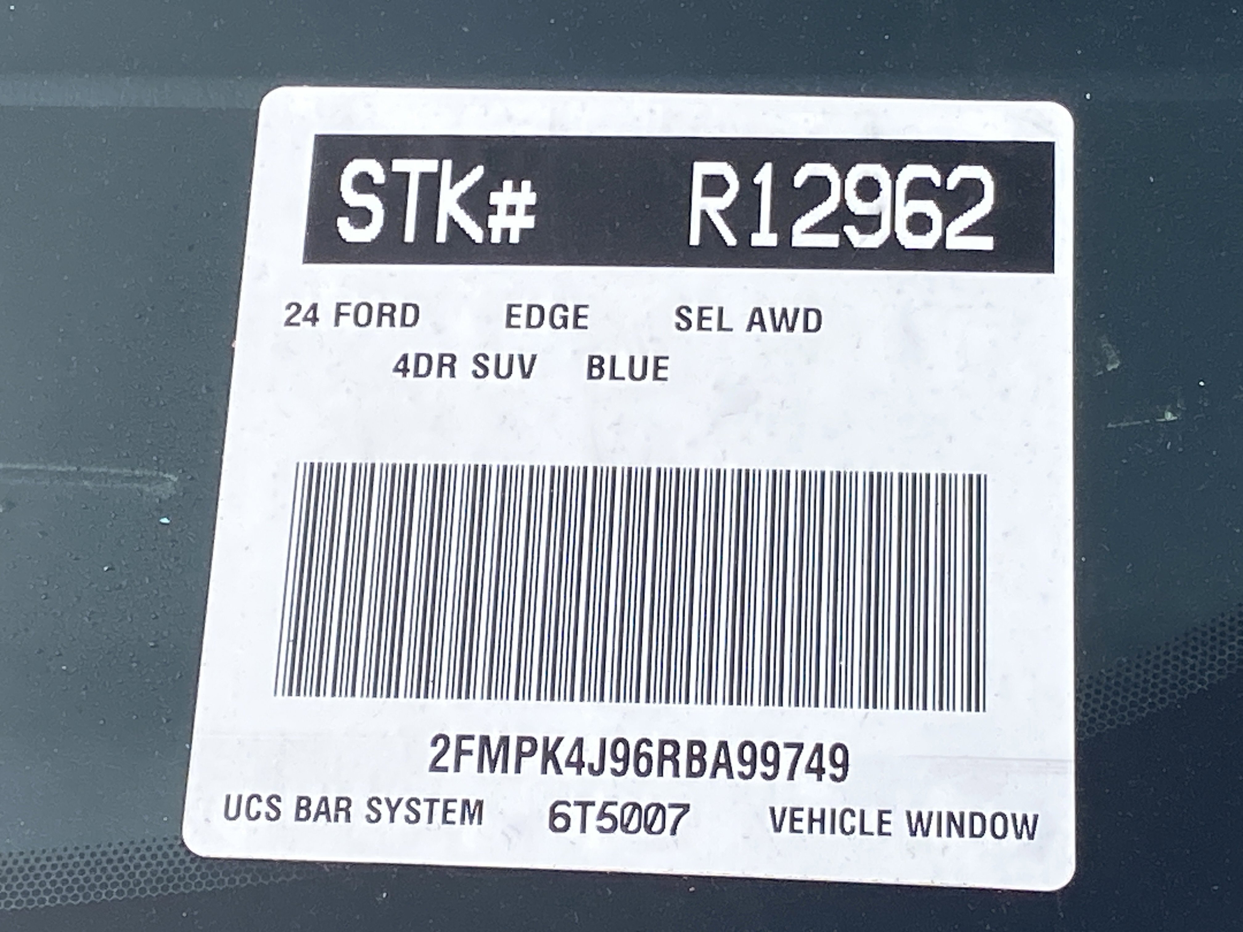 Used 2024 Ford Edge SEL image 32