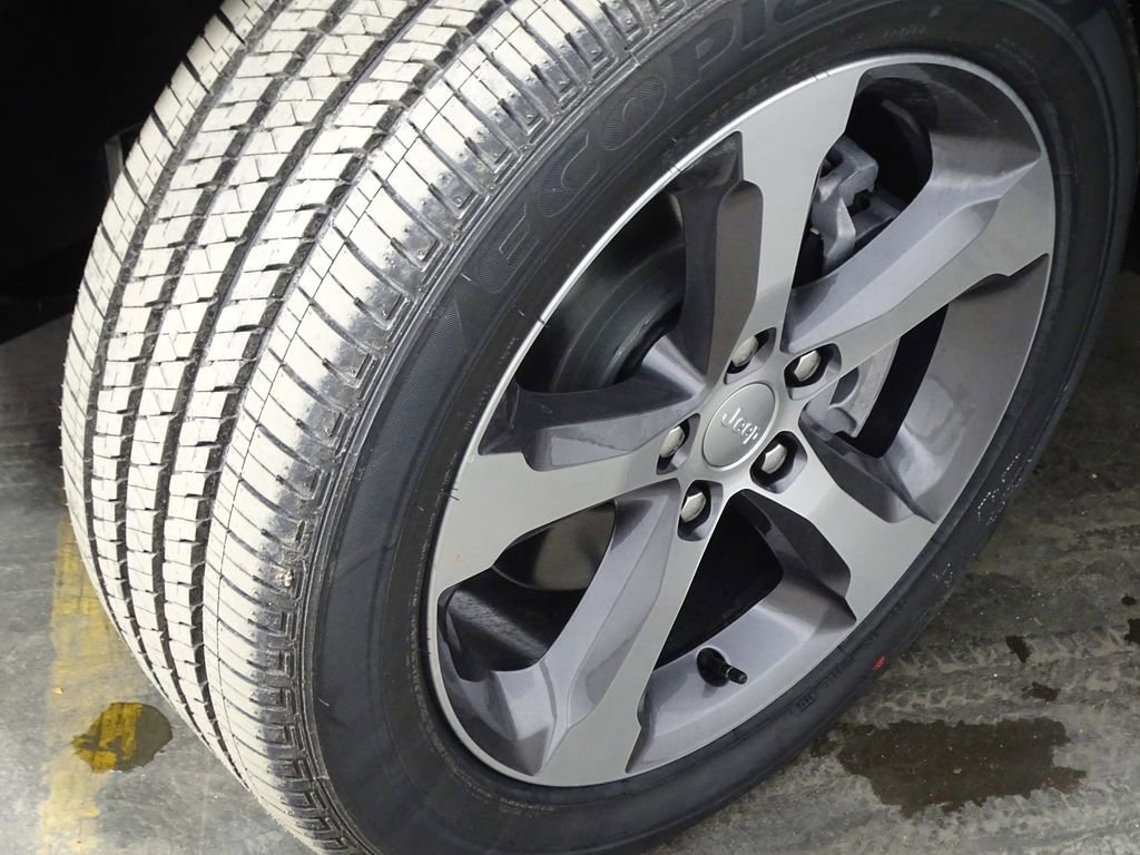 New 2025 Jeep Grand Cherokee L Limited image 49