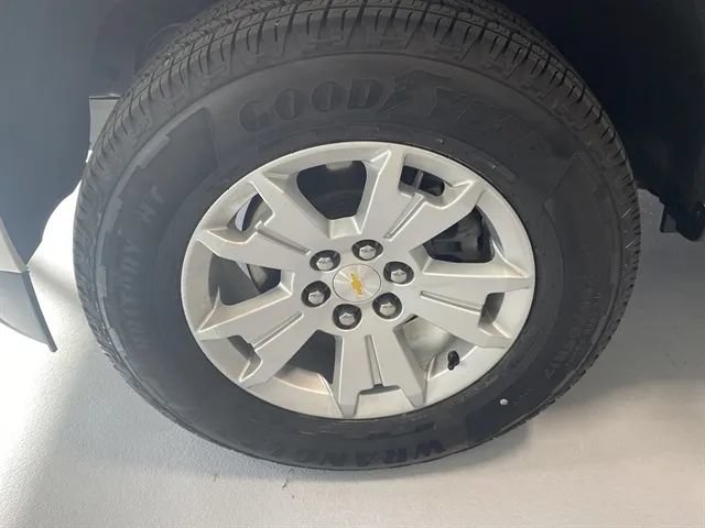Used 2022 Chevrolet Colorado LT w/ LT Convenience Package AWD/4WD image 36
