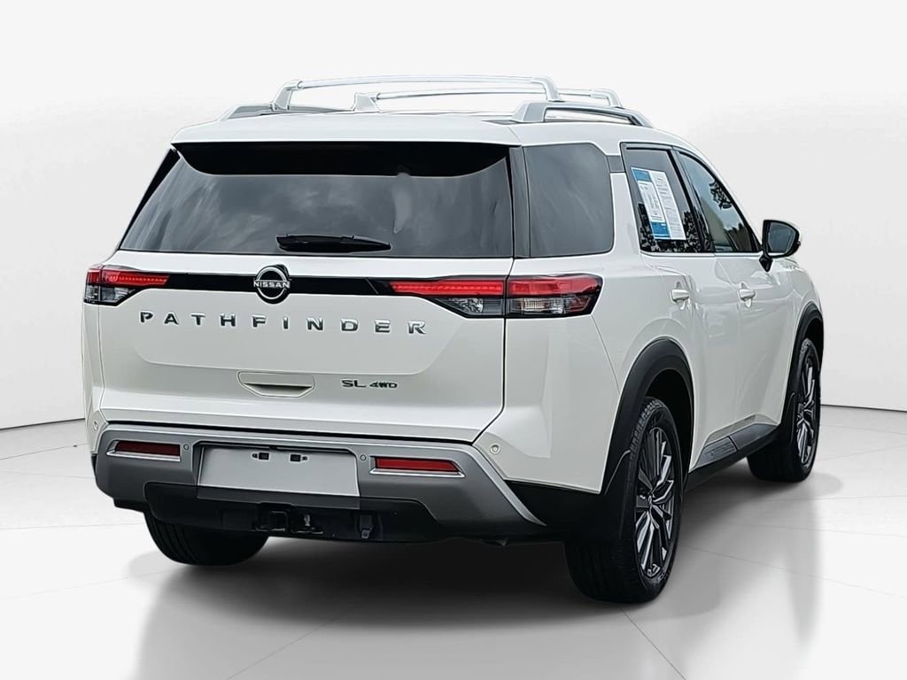 Used 2024 Nissan Pathfinder SL w/ SL Premium Package image 5
