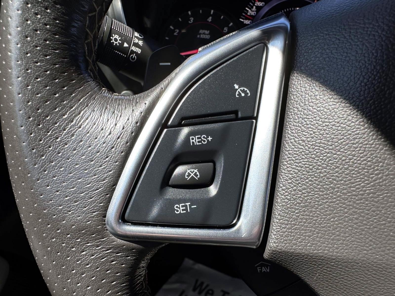 Used 2020 Chevrolet Camaro SS RWD image 14