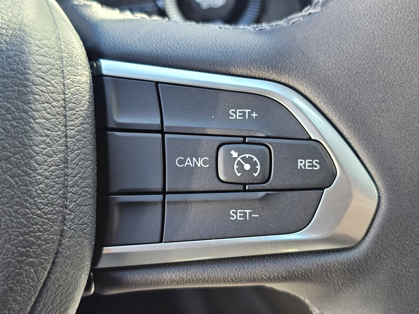 New 2026 Jeep Compass Latitude image 16