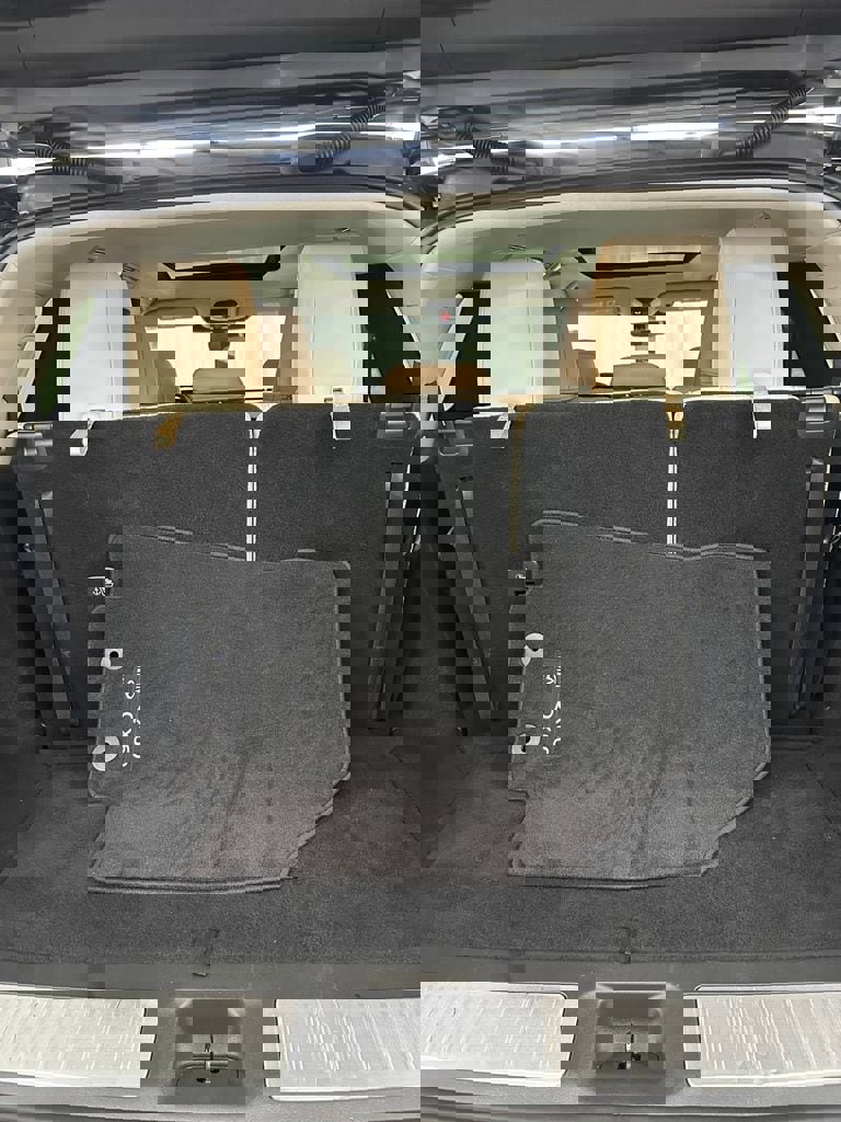 Used 2023 INFINITI QX60 Luxe image 36