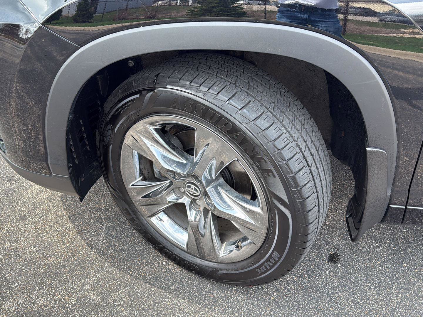 Used 2019 Toyota Highlander Limited Platinum AWD/4WD image 5