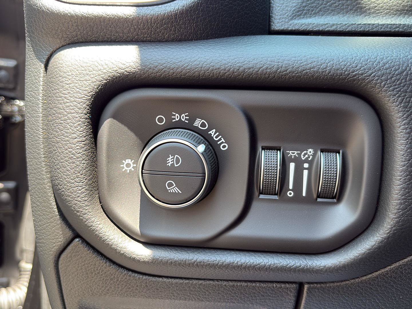 New 2026 RAM 1500 Big Horn AWD/4WD image 10