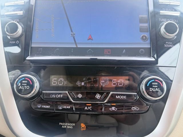 Used 2015 Nissan Murano SL w/ SL Technology Package FWD image 17