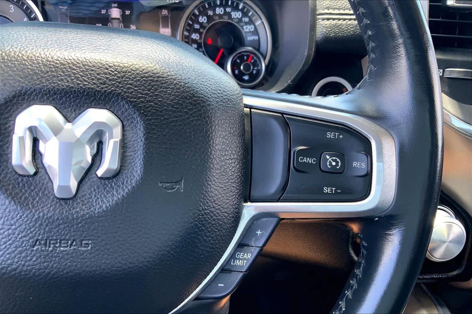 Used 2022 RAM 1500 Laramie AWD/4WD image 25