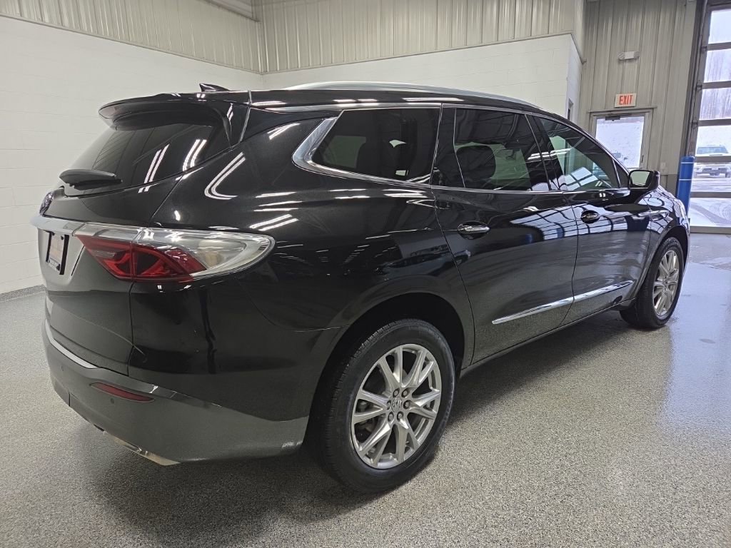 Used 2023 Buick Enclave Essence w/ Experience Buick Package image 7