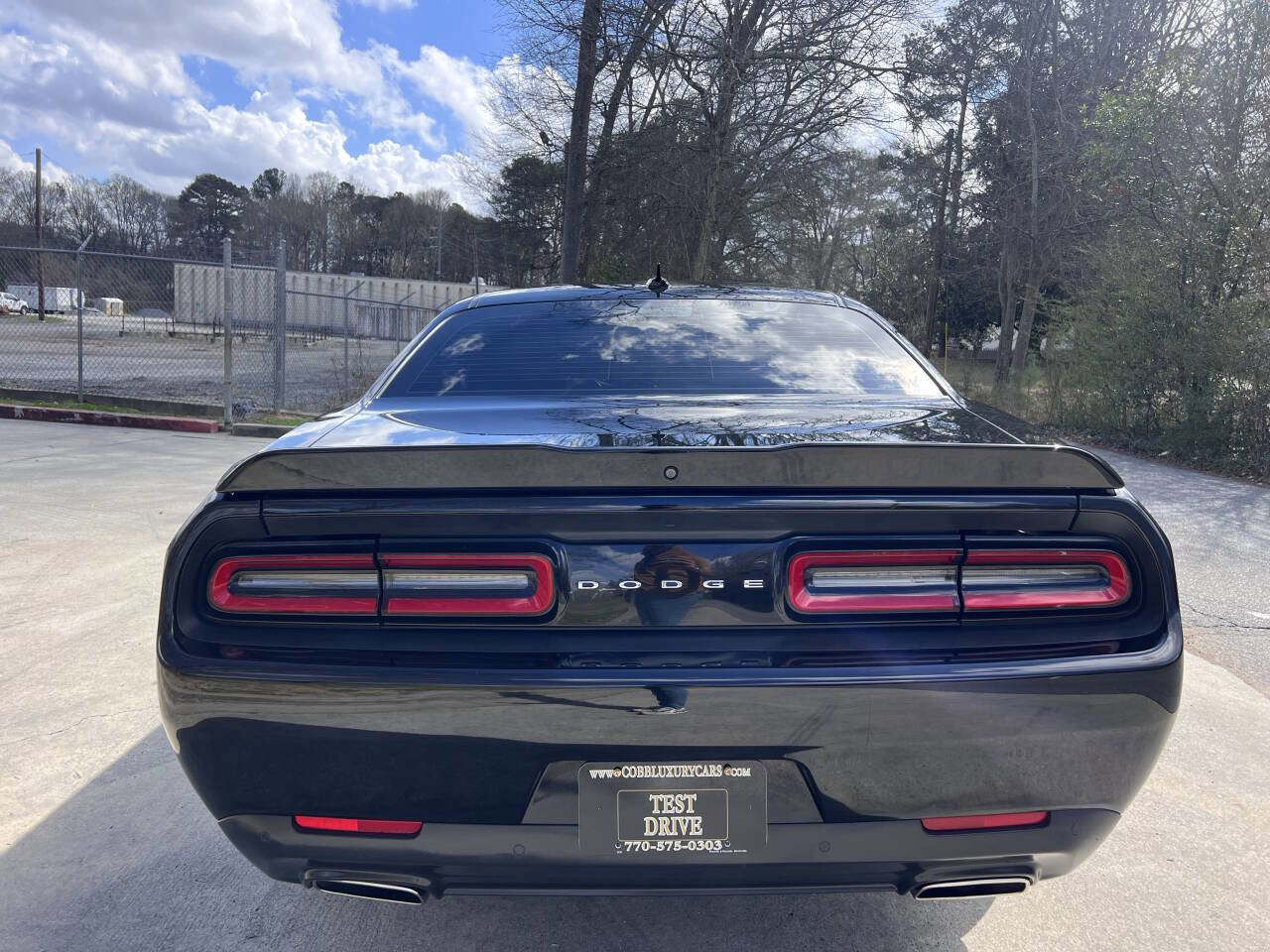 Used 2021 Dodge Challenger SXT w/ Driver Convenience Group image 10