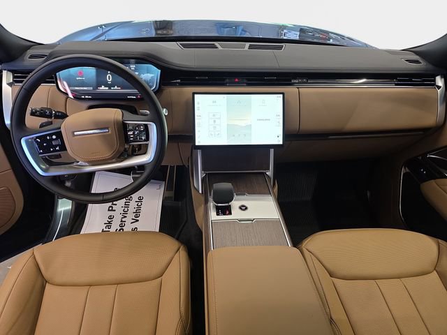 New 2026 Land Rover Range Rover Long Wheelbase SE AWD/4WD image 9