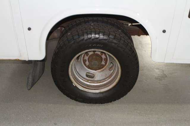 Used 2015 Ford F350 XL w/ Power Equipment Group image 4