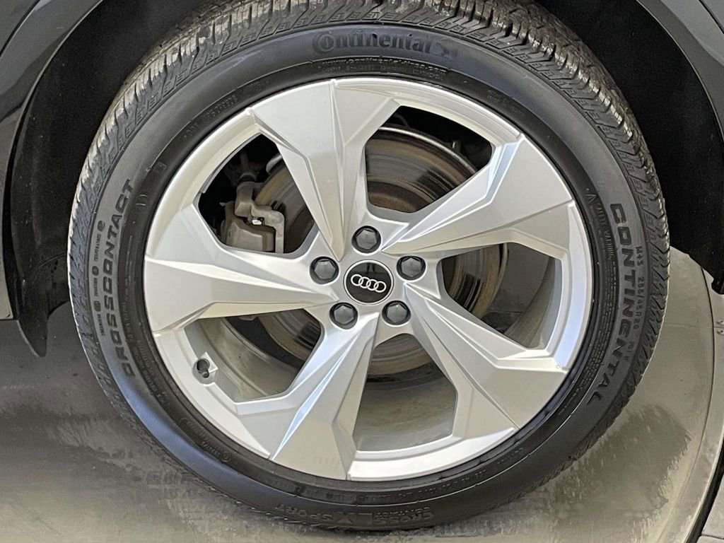 Certified 2022 Audi Q5 2.0T Premium Plus image 12