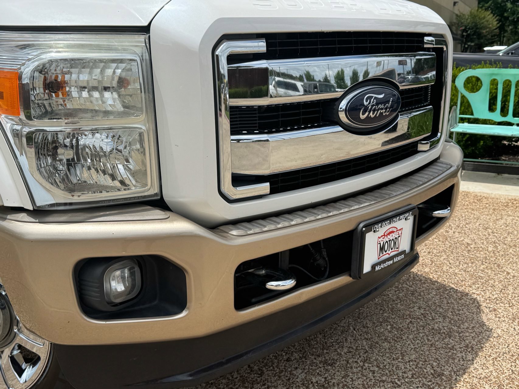 Used 2012 Ford F250 King Ranch w/ King Ranch w/Chrome Pkg AWD/4WD image 2