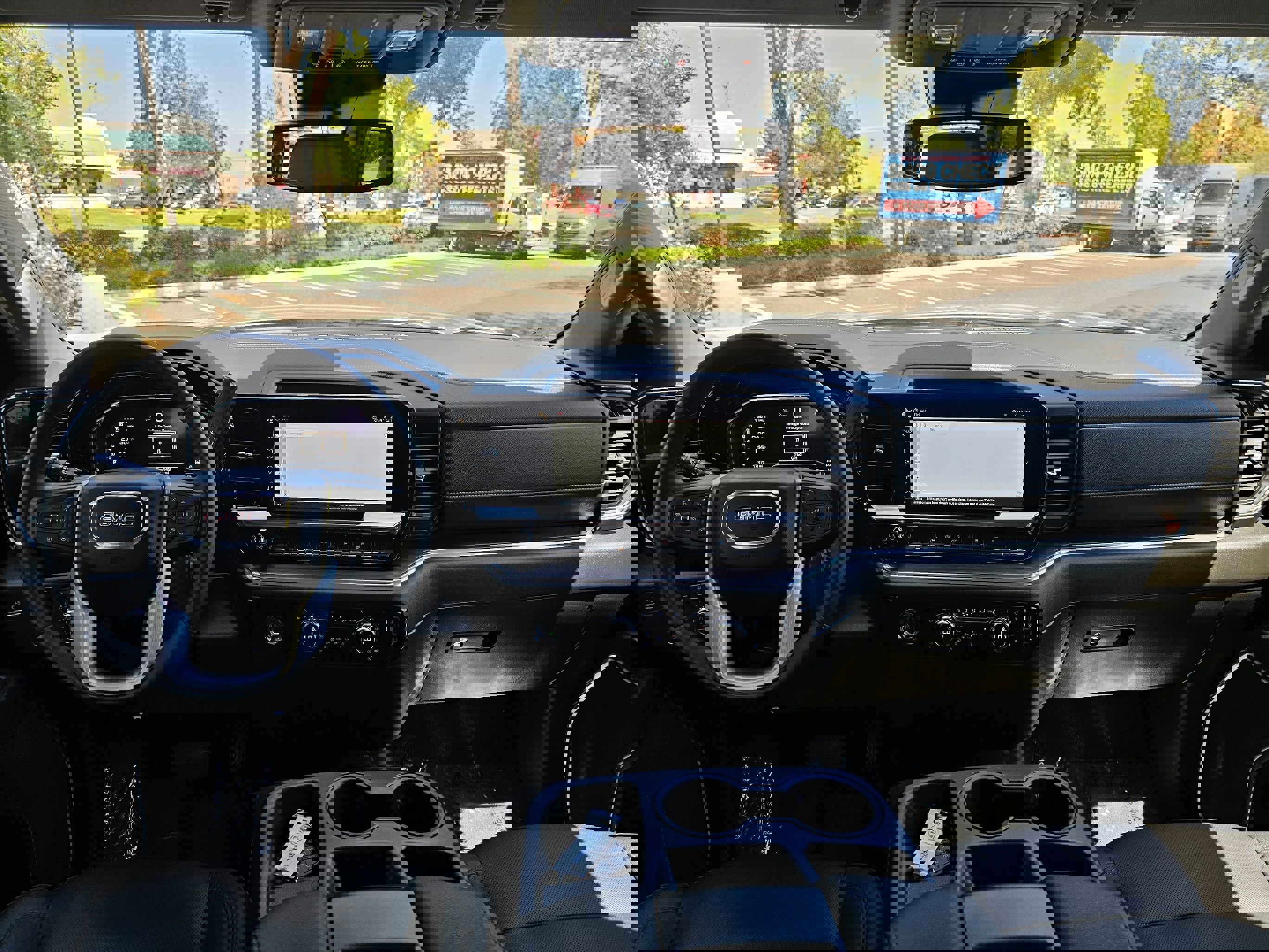 Used 2024 GMC Sierra 1500 SLT AWD/4WD image 21