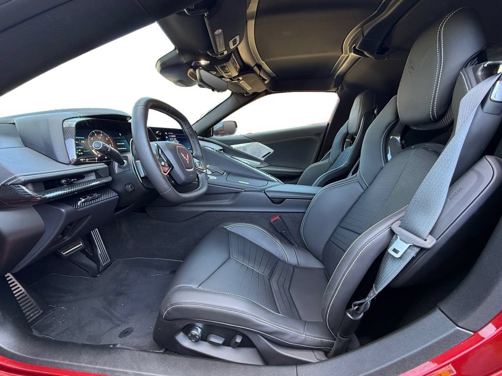 Used 2024 Chevrolet Corvette Stingray Preferred Cpe w/ 2LT RWD image 9