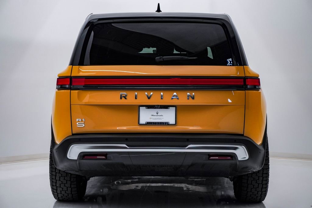 Used 2023 Rivian R1S Adventure image 8