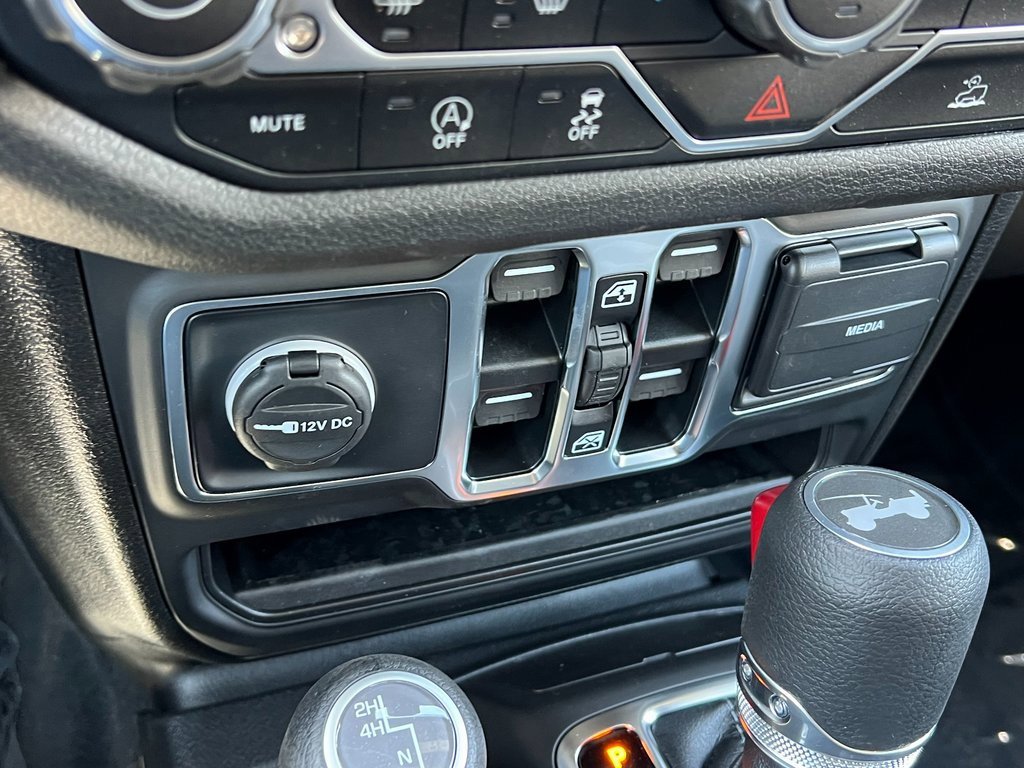 New 2025 Jeep Wrangler Sport S image 25