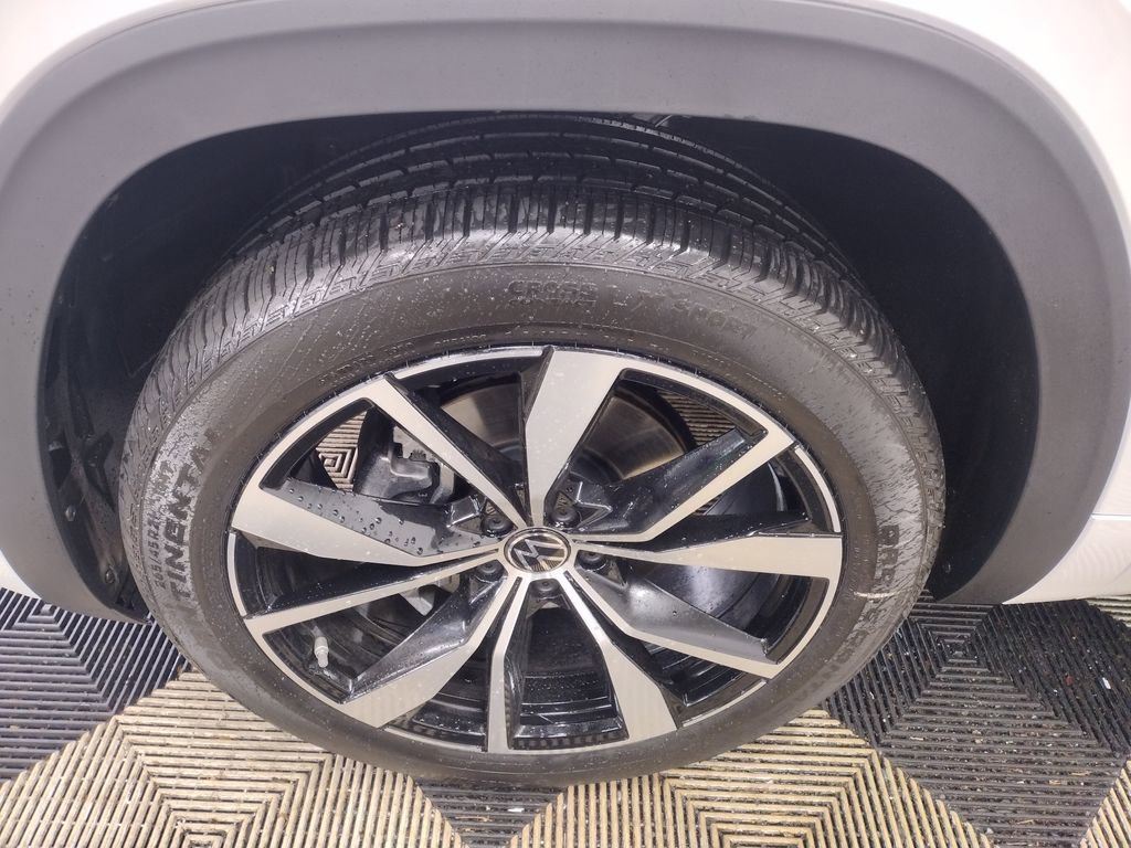 New 2026 Volkswagen Atlas SEL Premium R-Line image 6