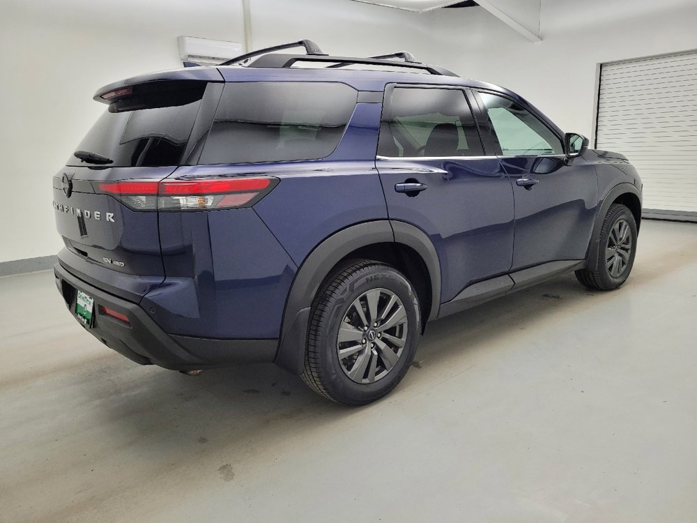 Used 2023 Nissan Pathfinder SV AWD/4WD image 10